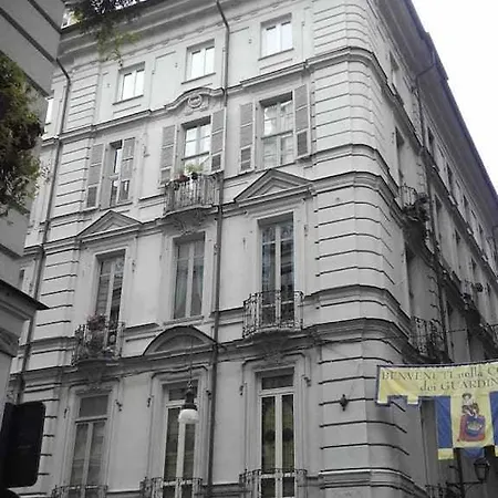 Joie De Vivre Garibaldi