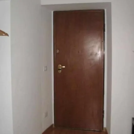 Joie De Vivre Garibaldi 아파트